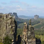 Ferieneinrichtungen Haus Am Stein Bei B Holiday home Konigstein an der Elbe