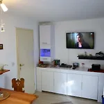 Ferieneinrichtungen Haus Am Stein Bei B *