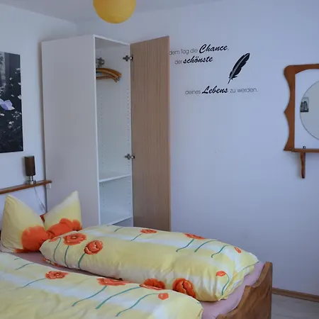 Ferieneinrichtungen Haus Am Stein Bei B Holiday home *