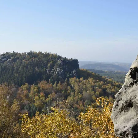Ferieneinrichtungen Haus Am Stein Bei B كونيجشتاين آن دير إلب