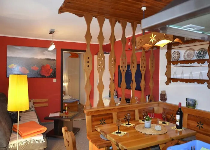 Ferienhaus Ferieneinrichtungen Haus Am Stein Bei B *