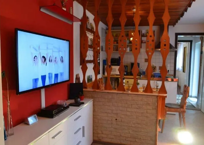 Ferieneinrichtungen Haus Am Stein Bei B 펜션 쾨닉슈타인 안 데어 엘베