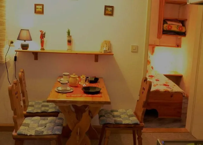 펜션 Ferieneinrichtungen Haus Am Stein Bei B 쾨닉슈타인 안 데어 엘베