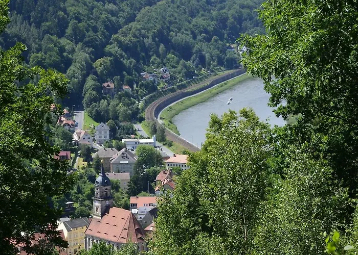 펜션 Ferieneinrichtungen Haus Am Stein Bei B