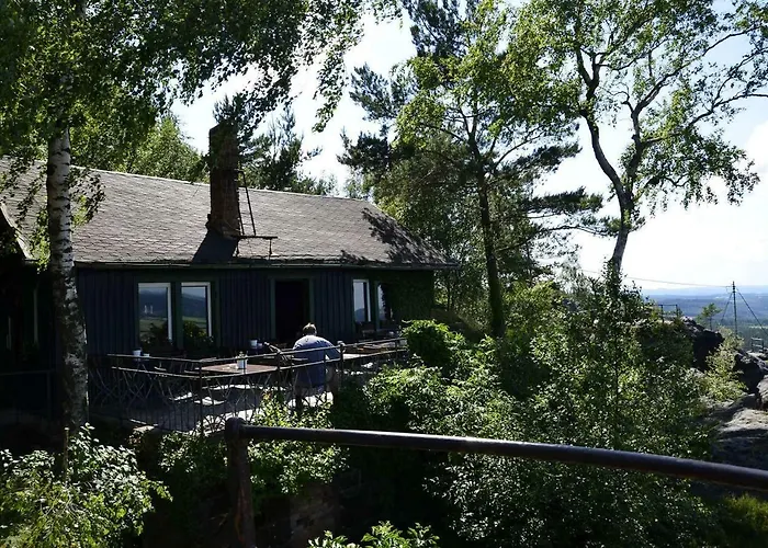 Ferieneinrichtungen Haus Am Stein Bei B *
