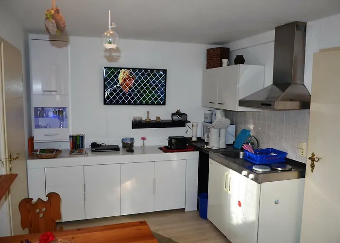 Ferieneinrichtungen Haus Am Stein Bei B 펜션 쾨닉슈타인 안 데어 엘베